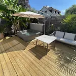River Guest House With Jacuzzi Fire And Boat Hire